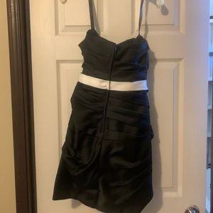 Strapless sweetheart formal dress, closet kept, smoke free home, wore once.